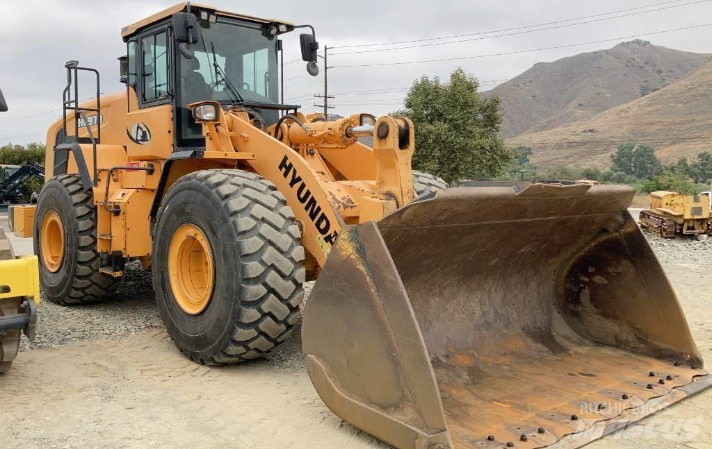 Hyundai HL970 Naudoti ratiniai krautuvai