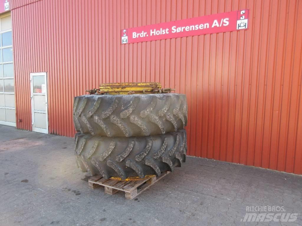 Firestone 20.8-38 Padangos, ratai ir ratlankiai