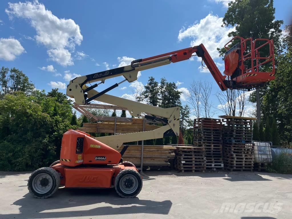 JLG E 450 AJ Alkūniniai keltuvai