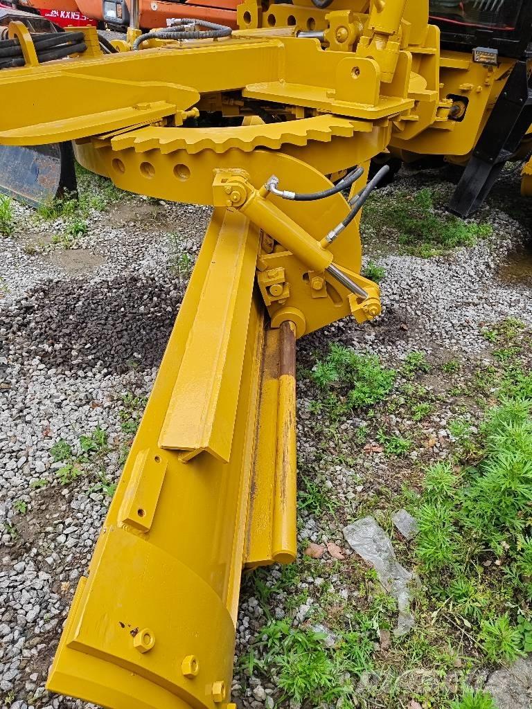 CAT 120 H Greideriai