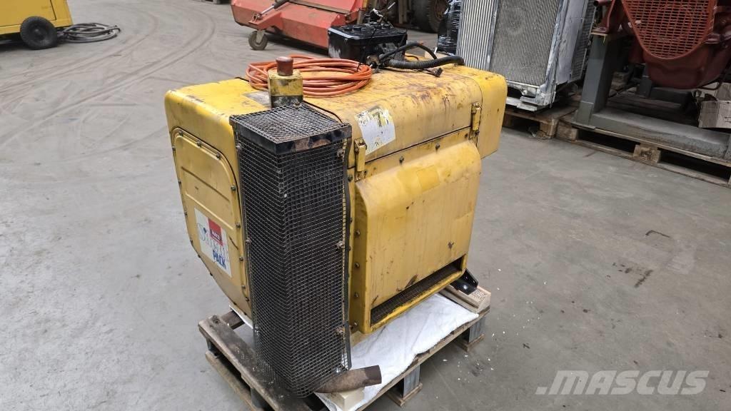 Hatz 3L40C Varikliai
