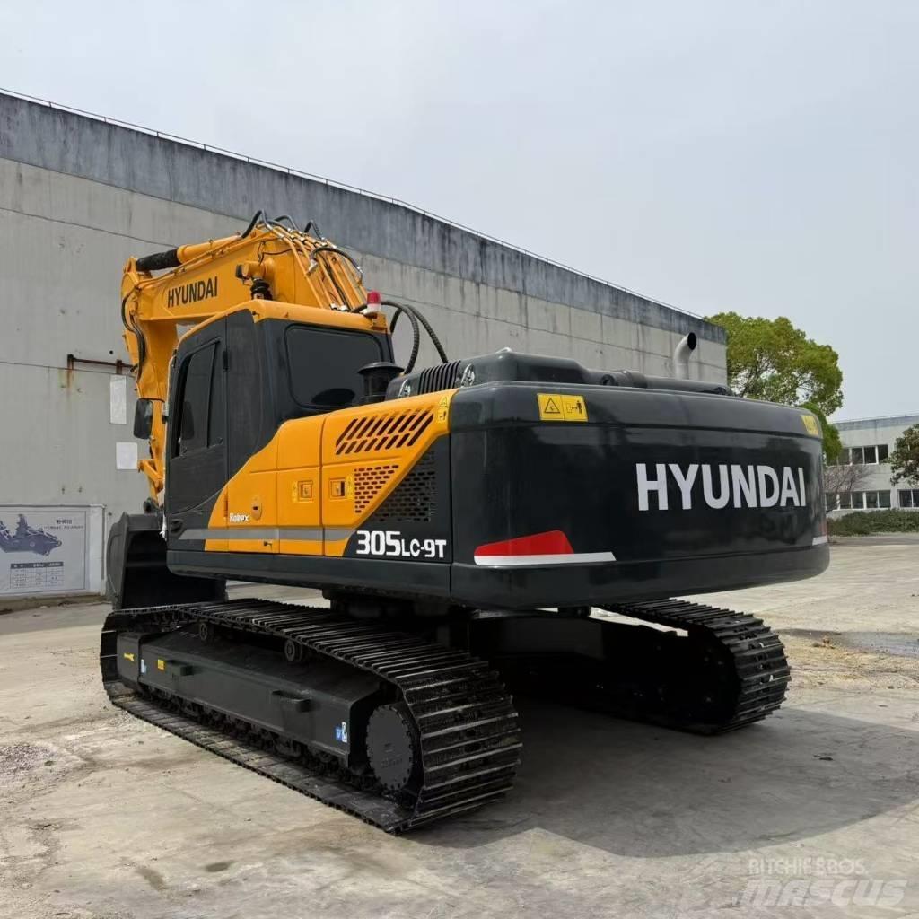 Hyundai 305 Vikšriniai ekskavatoriai
