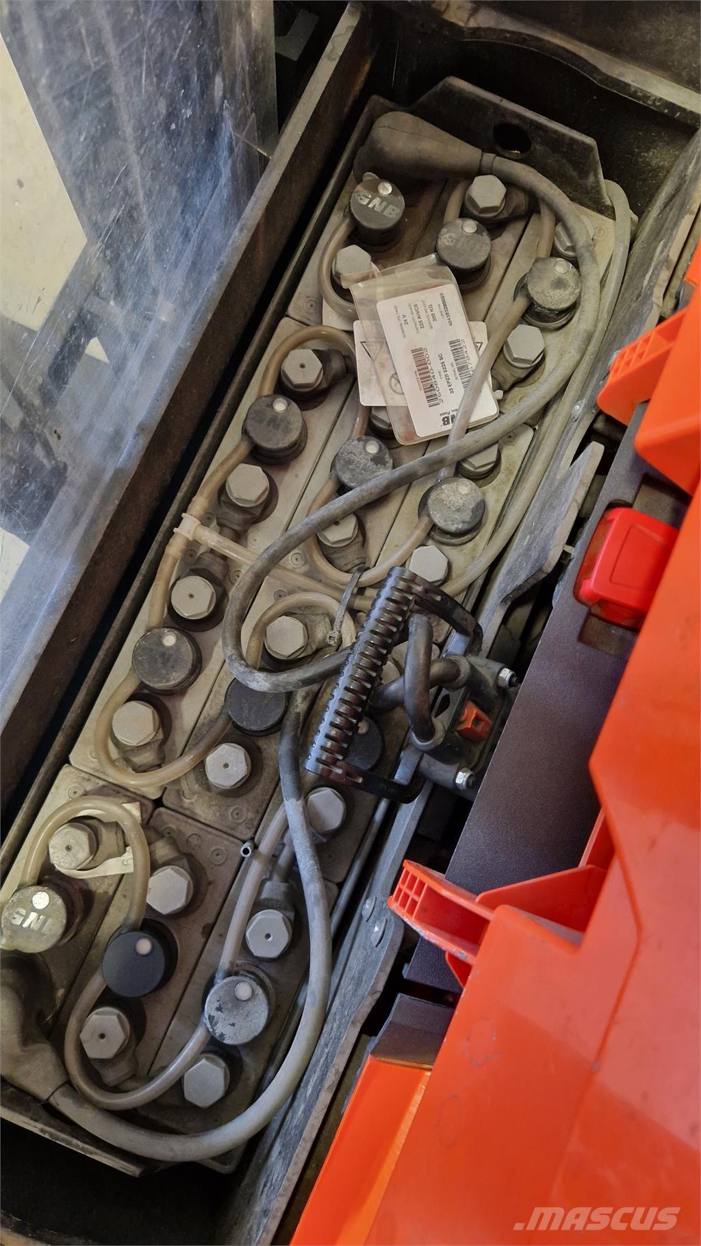 BT SWE200D Savaeigiai rietuvai