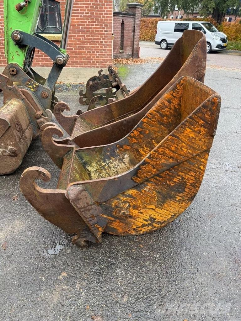 Hyundai R140W-9 Ratiniai ekskavatoriai