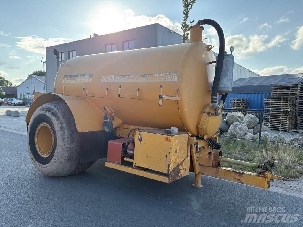 Veenhuis Vmb 8000 Kita tręšimo technika