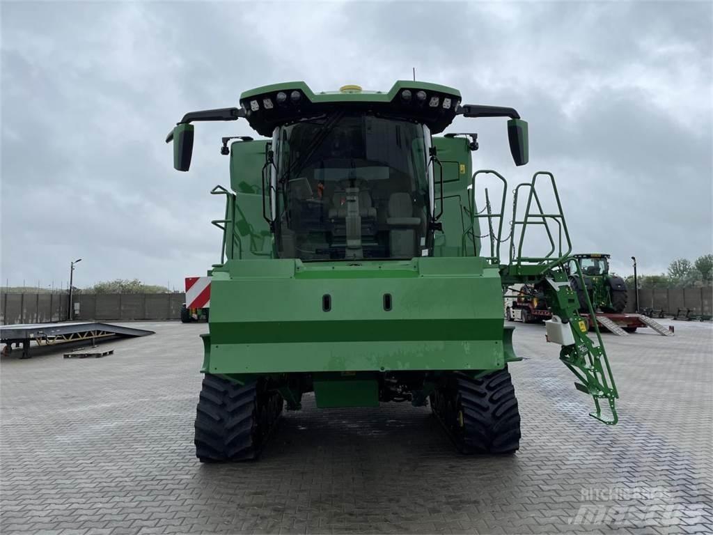 John Deere X9 - 1100 Derliaus nuėmimo kombainai