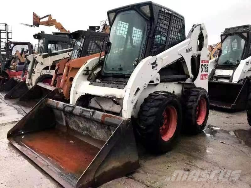 Bobcat S 185 Krautuvai su šoniniu pasukimu