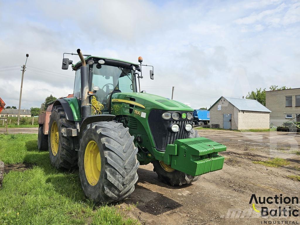 John Deere 7830 Traktoriai