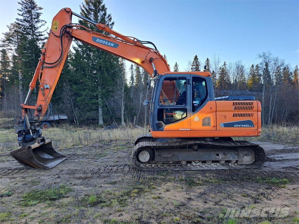 Doosan DX 140 LC-3 Vikšriniai ekskavatoriai