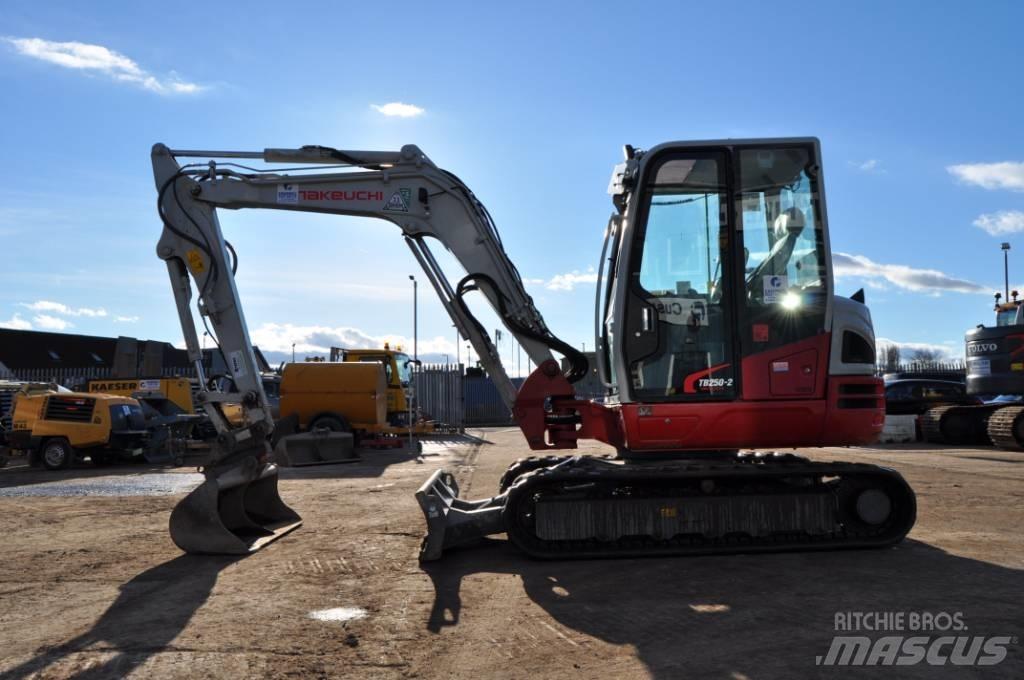 Takeuchi TB 250-2 Mini ekskavatoriai < 7 t