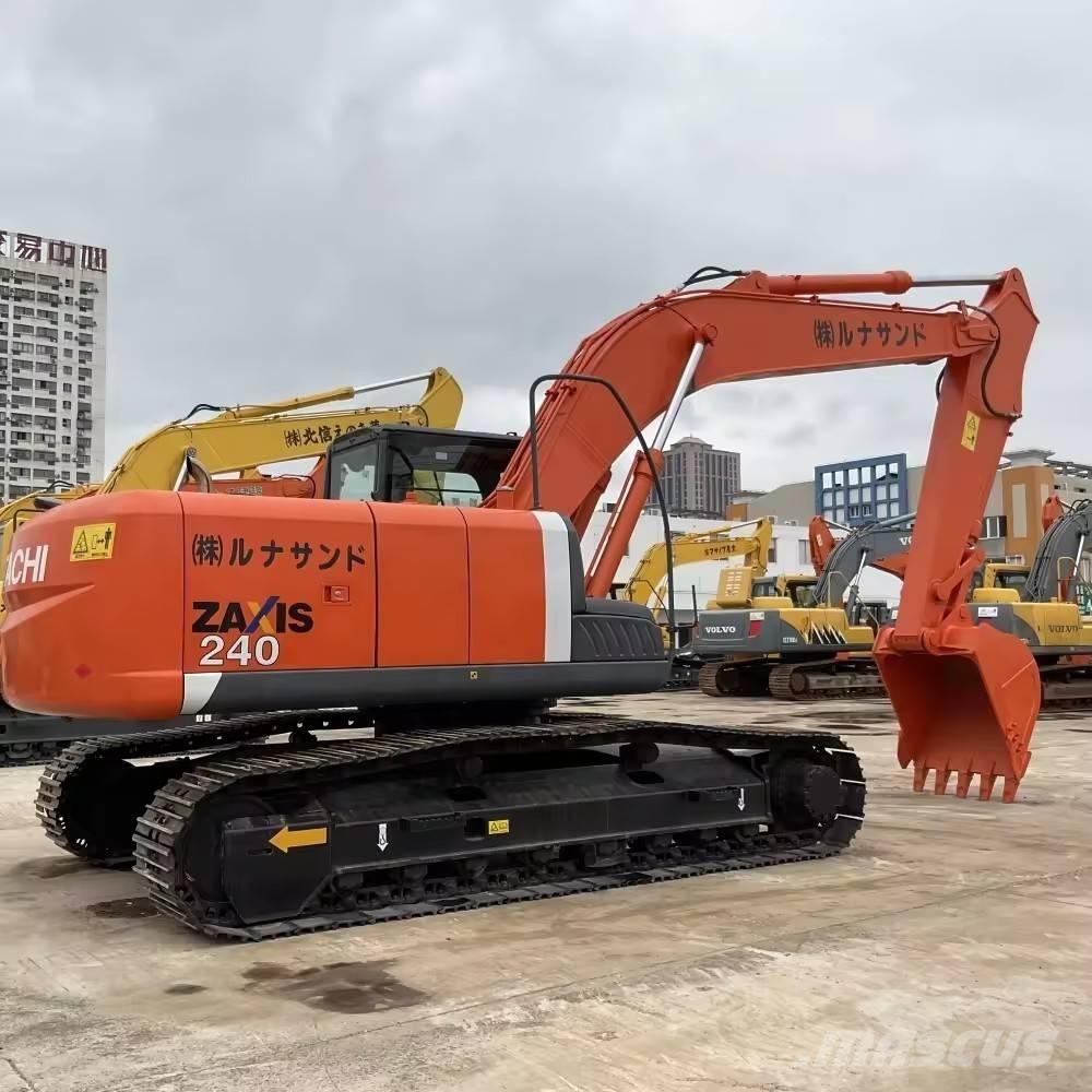 Hitachi ZX 240 Vikšriniai ekskavatoriai
