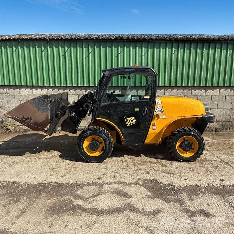 JCB 520-40 Teleskopiniai krautuvai