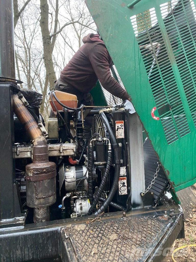 Timberjack 1410 B Naudoti miškovežiai (Forvarderiai)