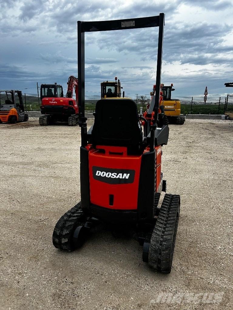 Doosan DX 10 Z Mini ekskavatoriai < 7 t
