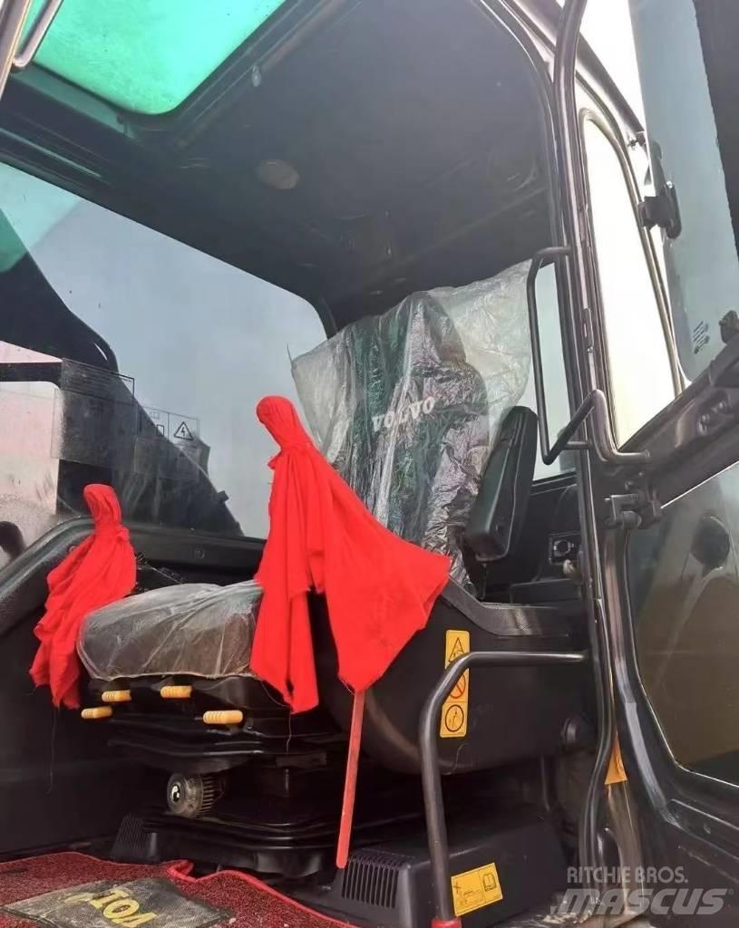 Volvo EC 240 Vikšriniai ekskavatoriai