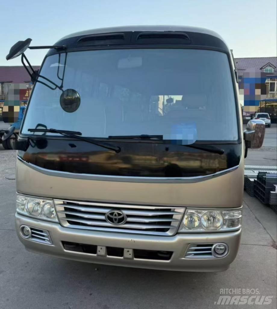 Toyota Coaster Tarpmiestiniai autobusai