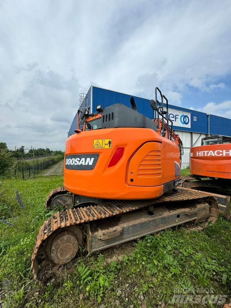 Doosan DX 140 LCR Vikšriniai ekskavatoriai