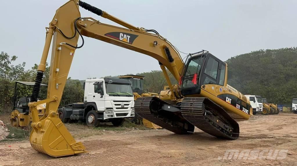 CAT 320 C Vikšriniai ekskavatoriai