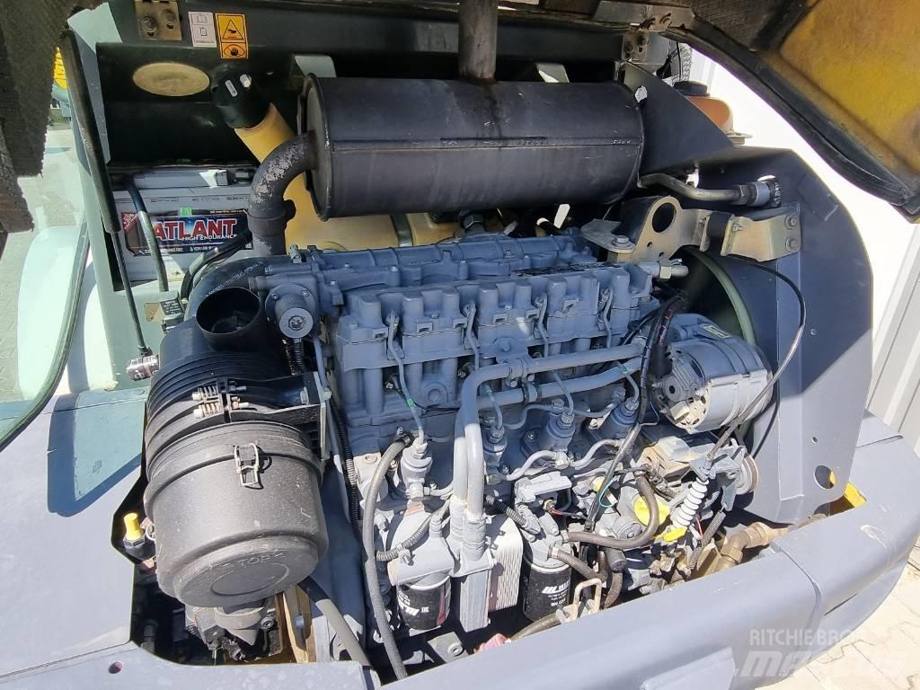 Kramer-allrad 750 Naudoti ratiniai krautuvai