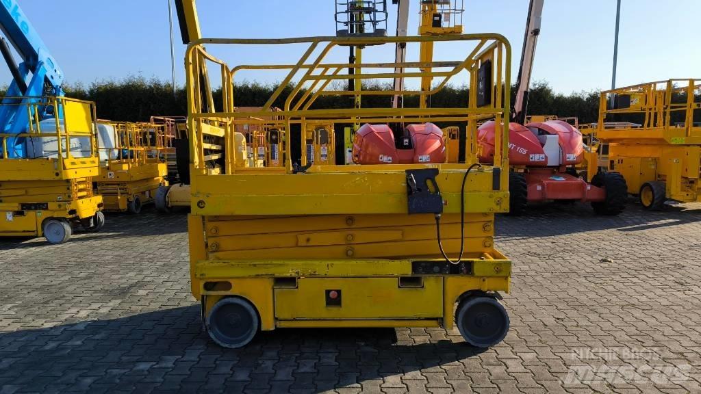 Haulotte Compact 10 Žirkliniai keltuvai