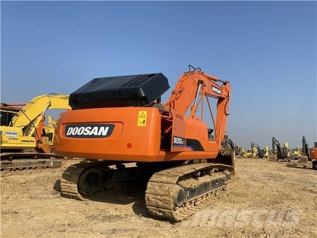 Doosan DH300 Vikšriniai ekskavatoriai