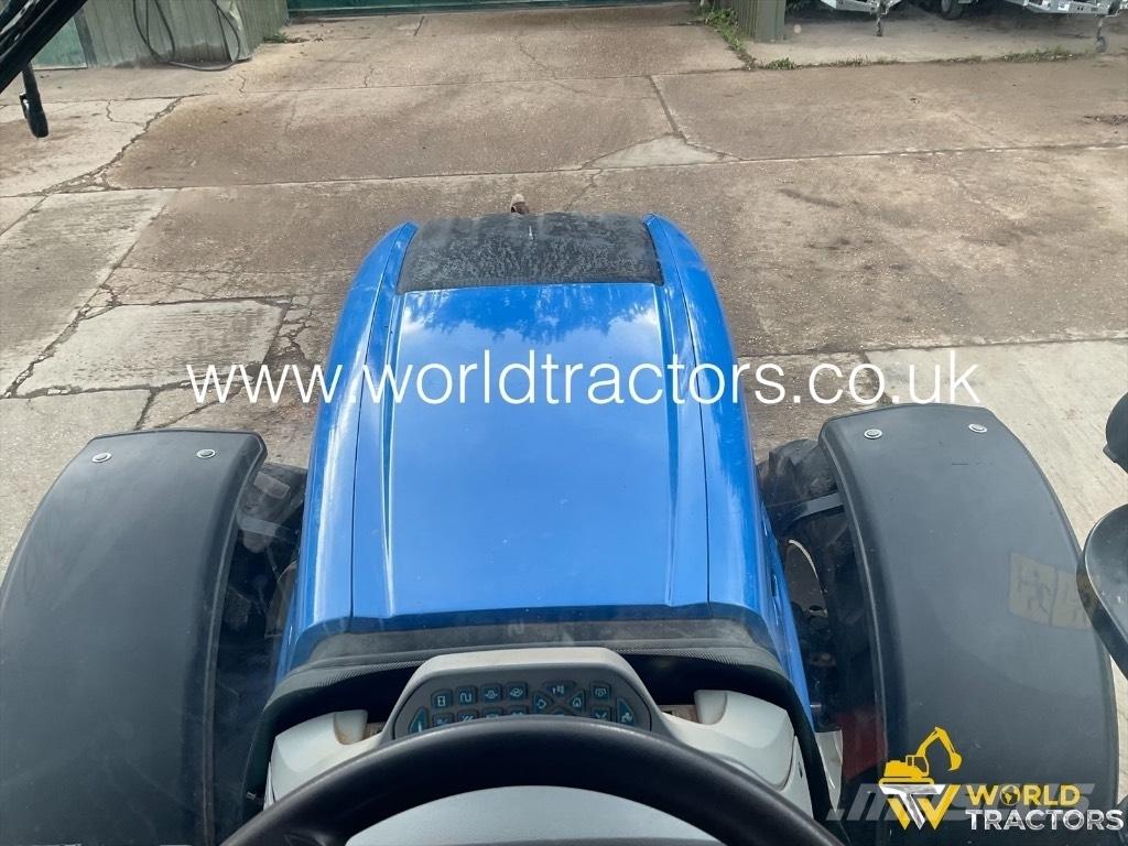 New Holland T 7.210 Traktoriai