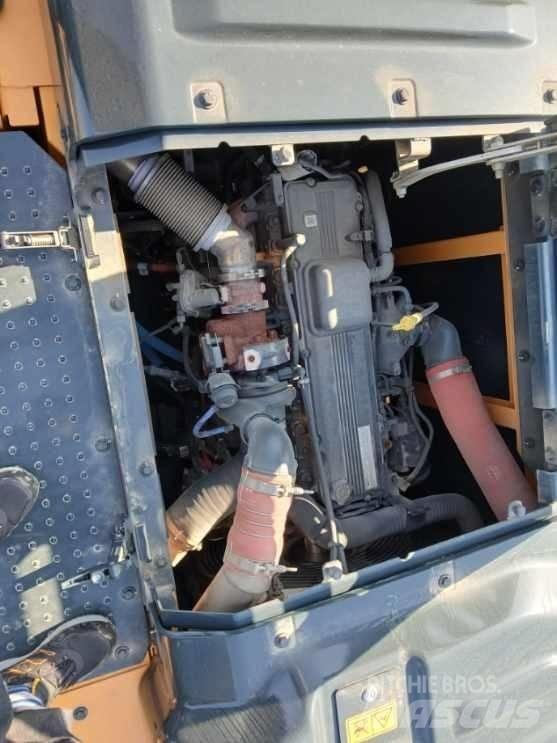 Hyundai HX400 Vikšriniai ekskavatoriai