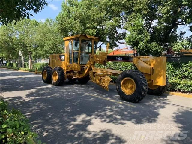 CAT 140H Greideriai