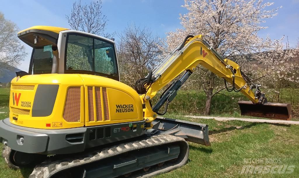 Wacker Neuson ET90 Vidutinės galios ekskavatoriai 7-12 t