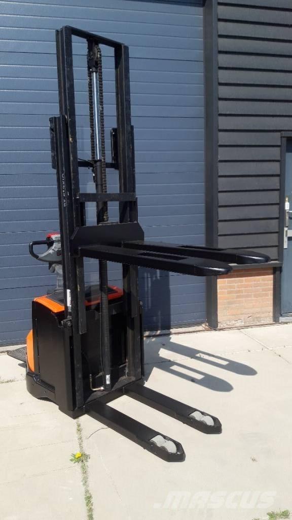 BT SWE 120 Savaeigiai rietuvai