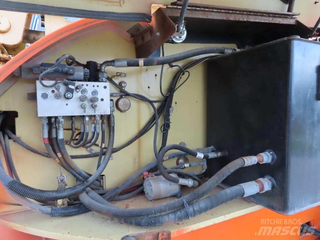 JLG 860 SJ Teleskopiniai keltuvai