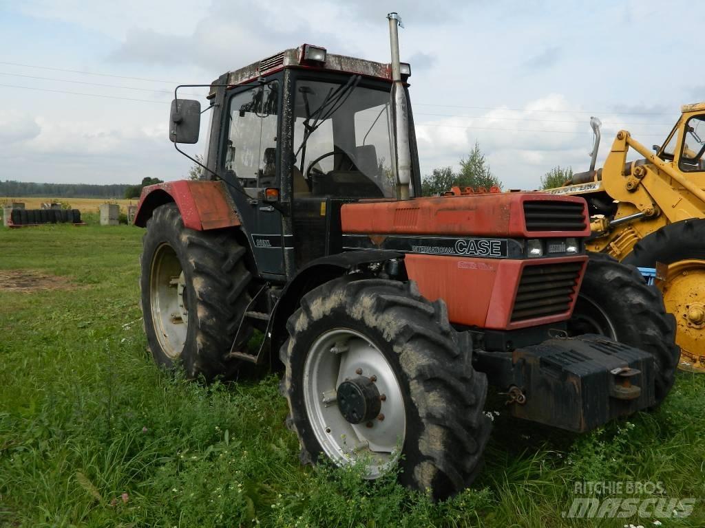 International 956 XL Traktoriai