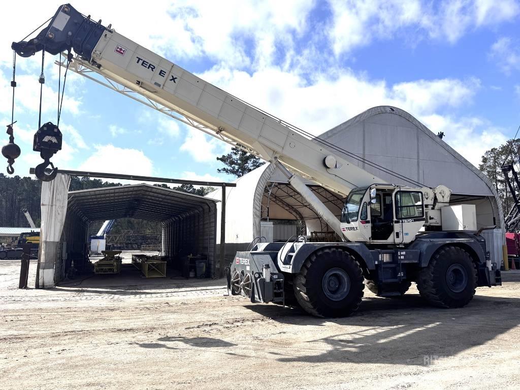 Terex RT 670 Neapdoroto reljefo kranai