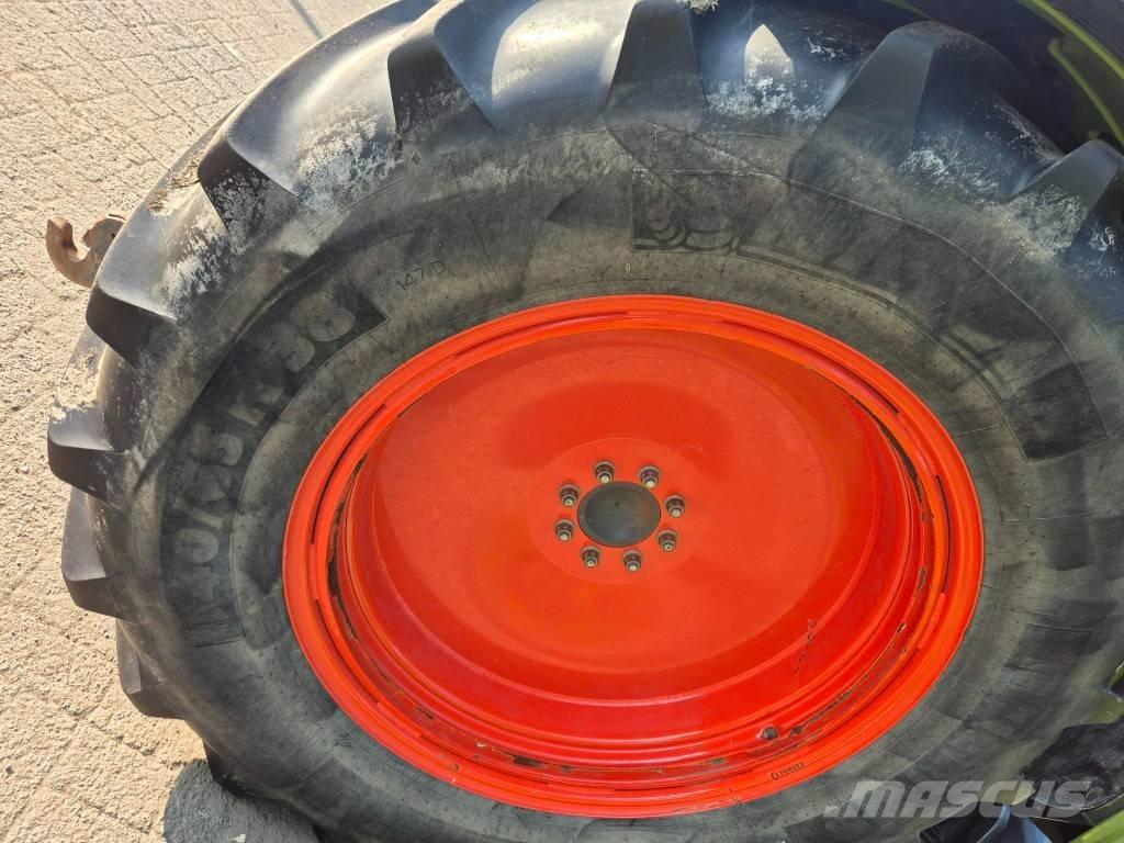 CLAAS Axos 340 Traktoriai