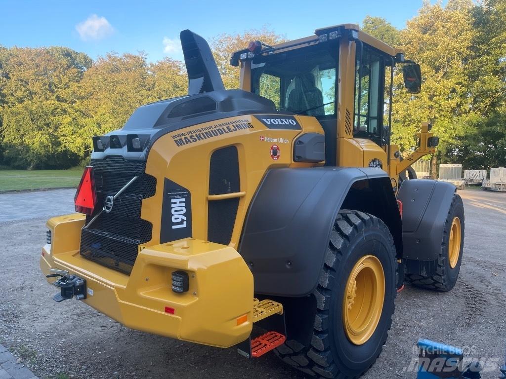 Volvo L 90 H Naudoti ratiniai krautuvai