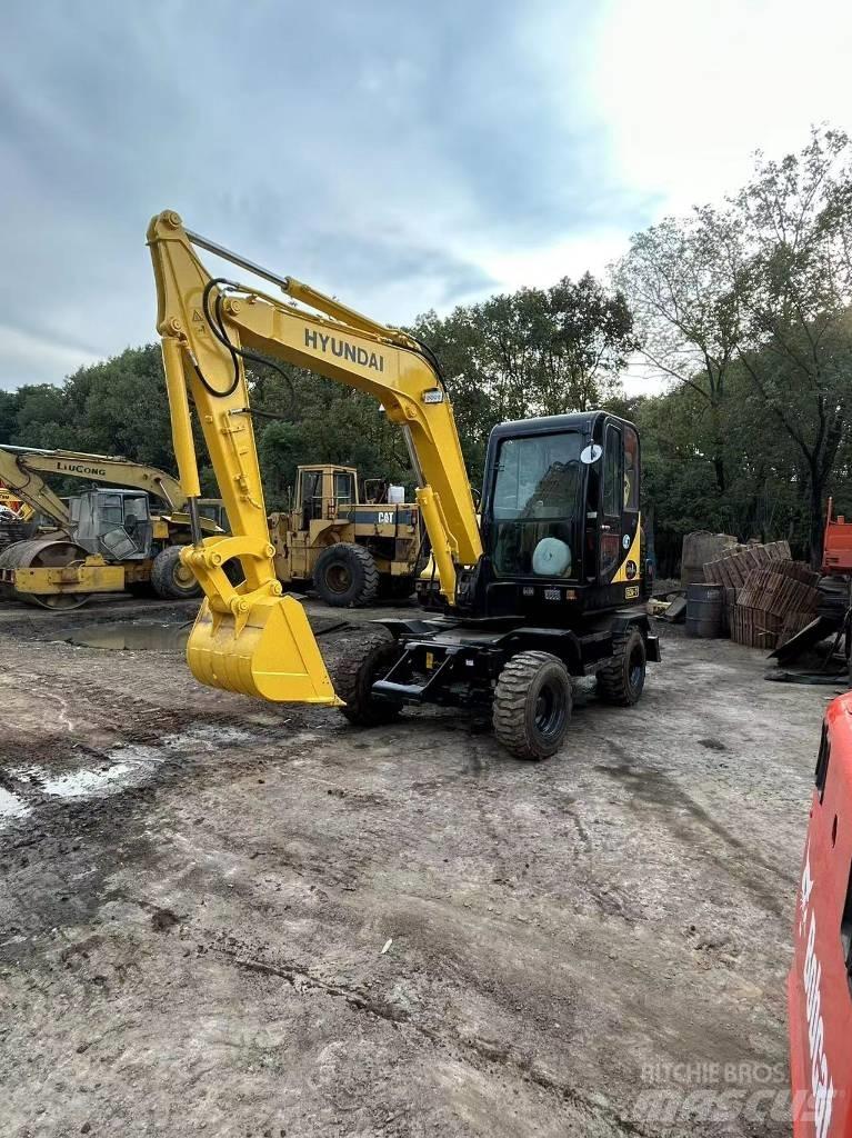 Hyundai R60-7 Ratiniai ekskavatoriai