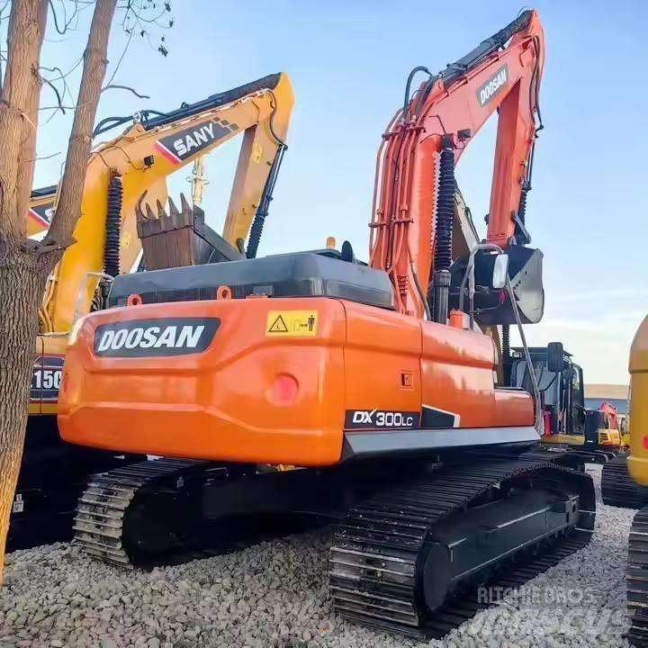 Doosan DH300 Vikšriniai ekskavatoriai
