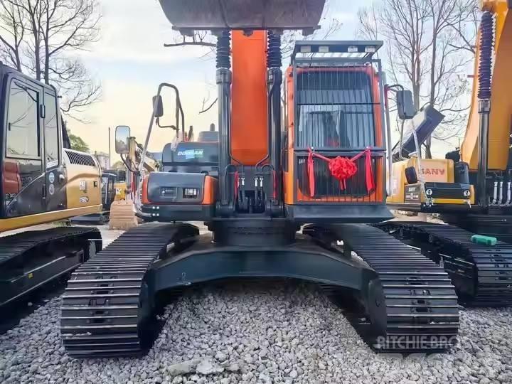 Doosan DH300 Vikšriniai ekskavatoriai