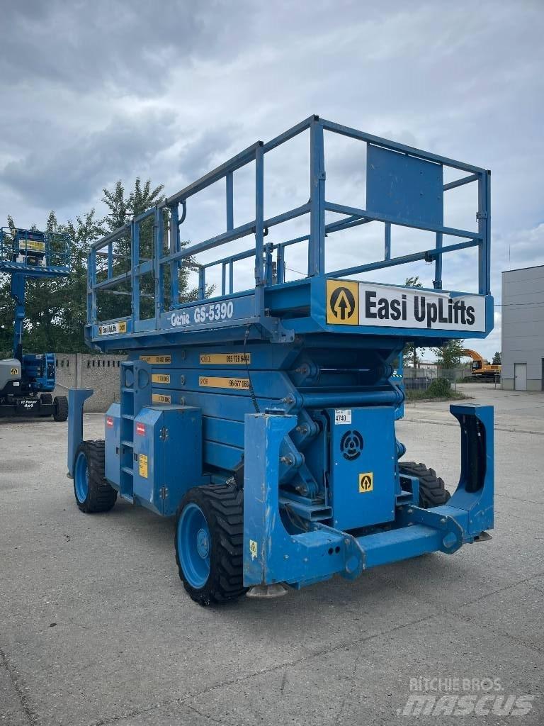 Genie GS 5390 RT Žirkliniai keltuvai