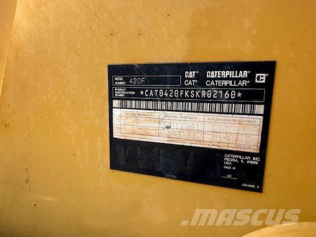 CAT 420 F Ekskavatoriniai krautuvai