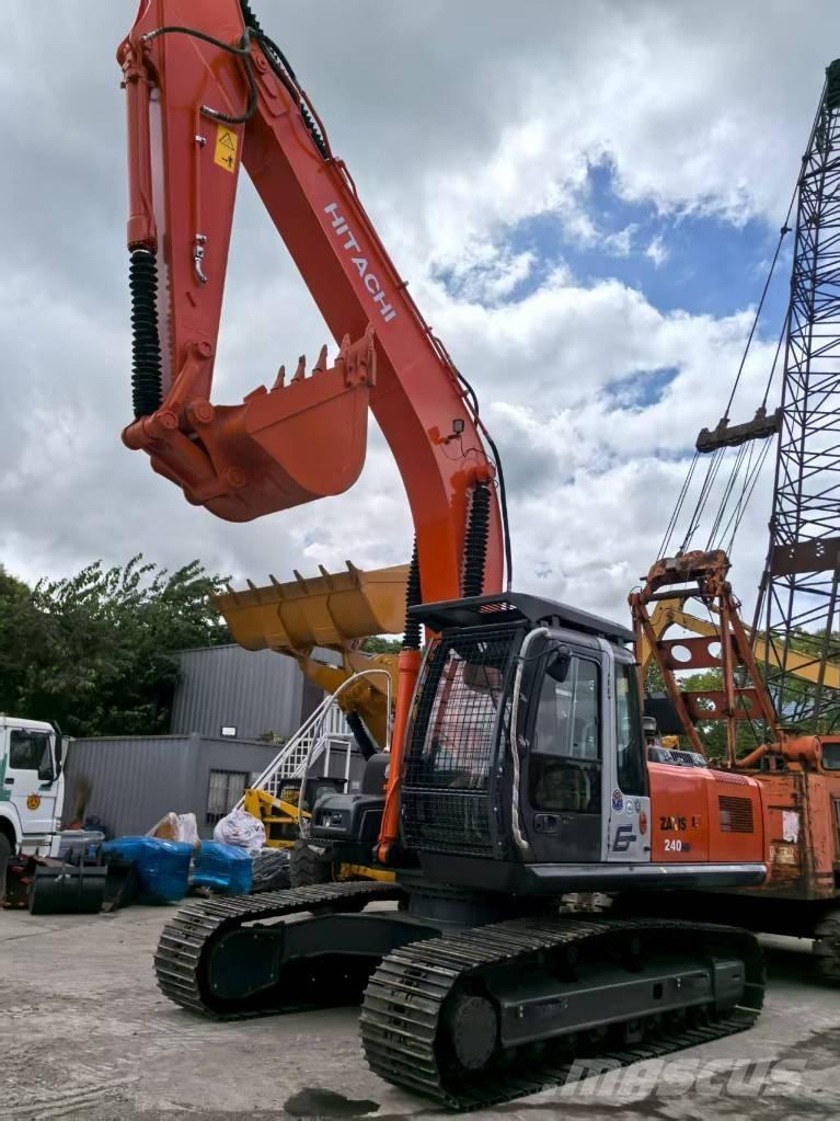Hitachi ZX 240 HG Vikšriniai ekskavatoriai