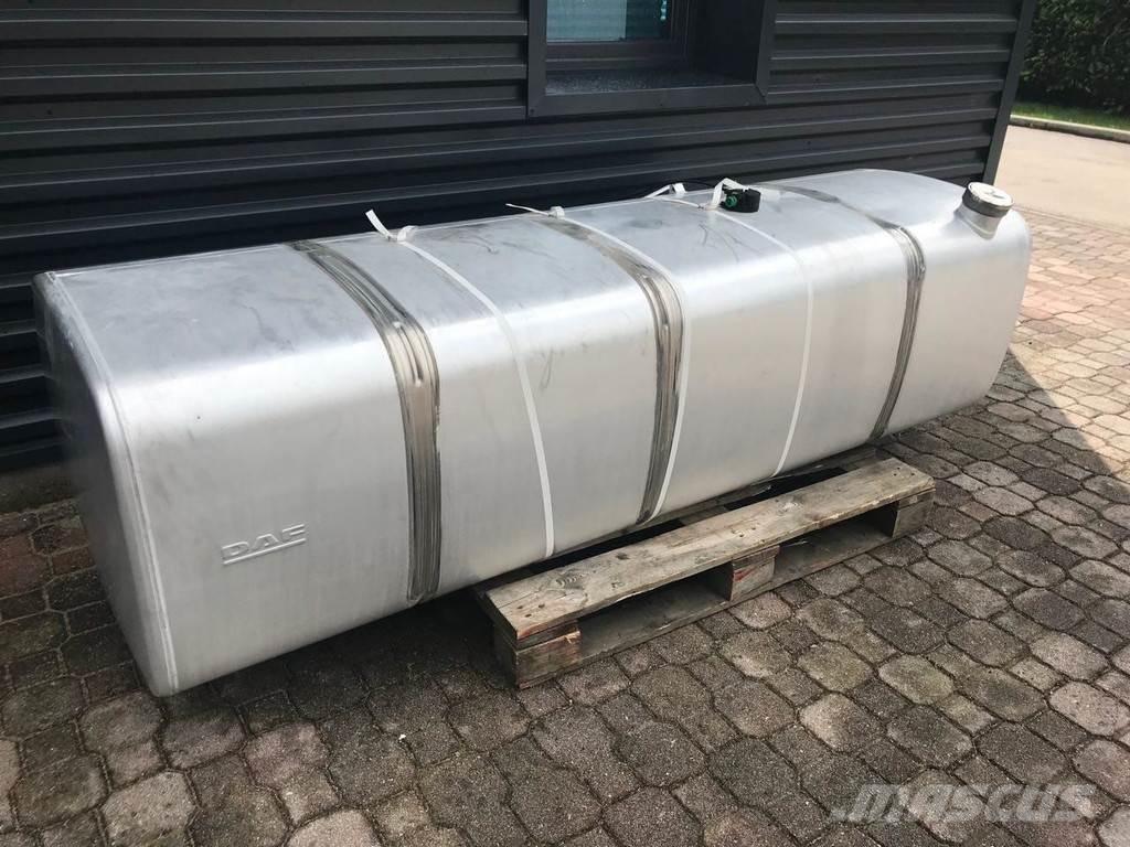 DAF 850 L Degalų ir priedų talpyklos