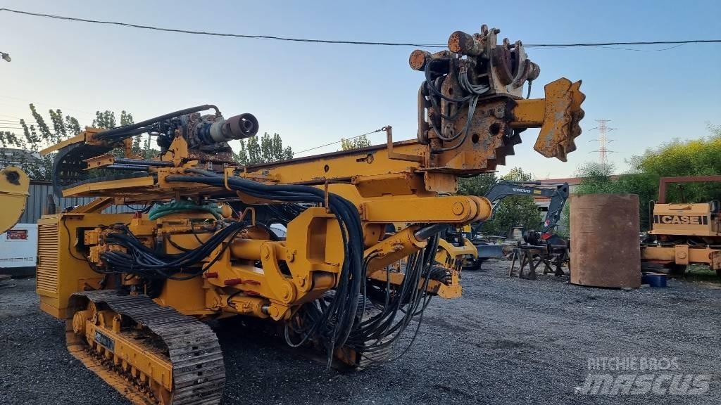 Klemm KR 803 Sunkūs grąžtai