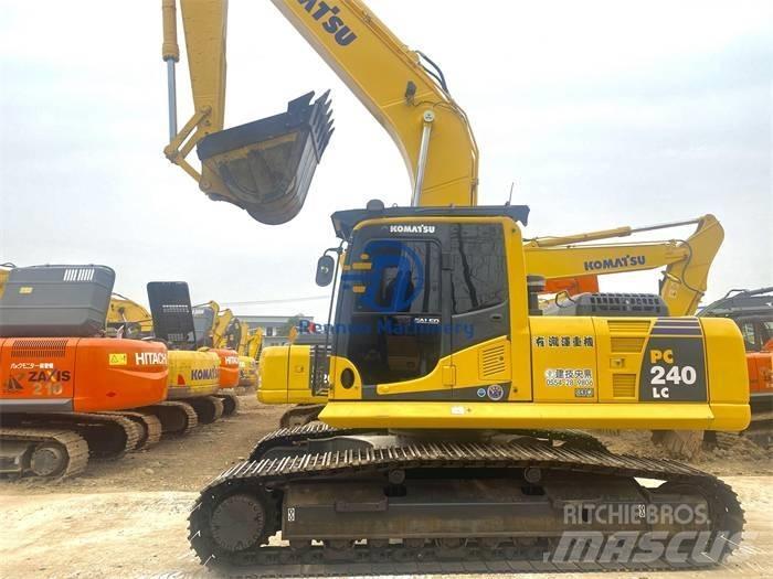 Komatsu PC 240 -8 Vikšriniai ekskavatoriai