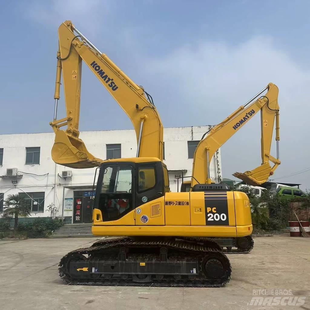 Komatsu PC 200-7 Vikšriniai ekskavatoriai