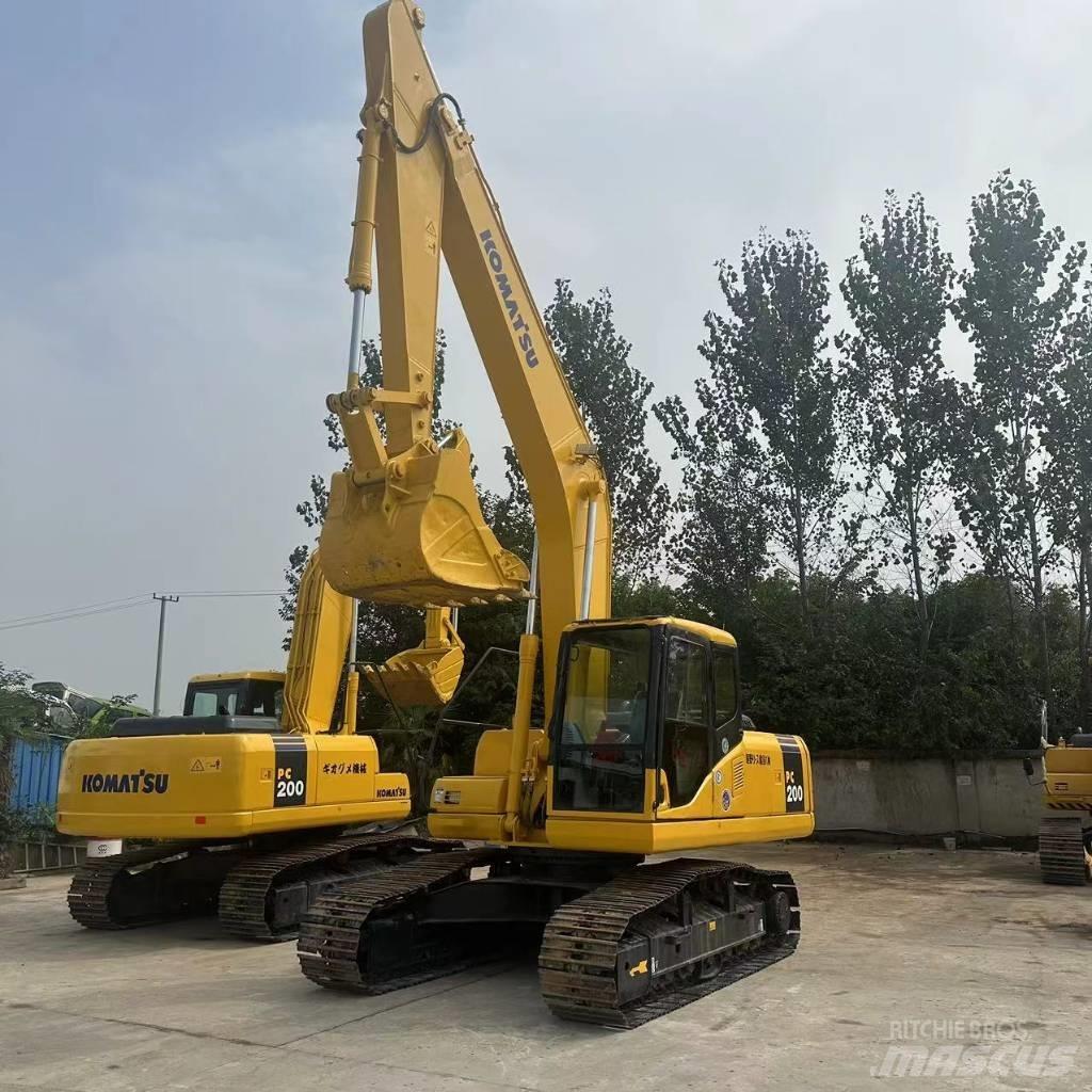 Komatsu PC 200-7 Vikšriniai ekskavatoriai