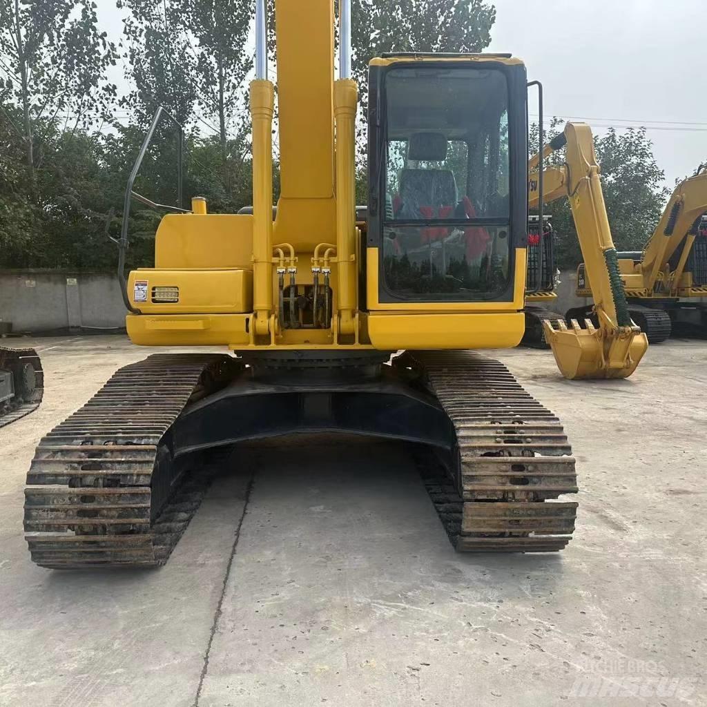 Komatsu PC 200-7 Vikšriniai ekskavatoriai