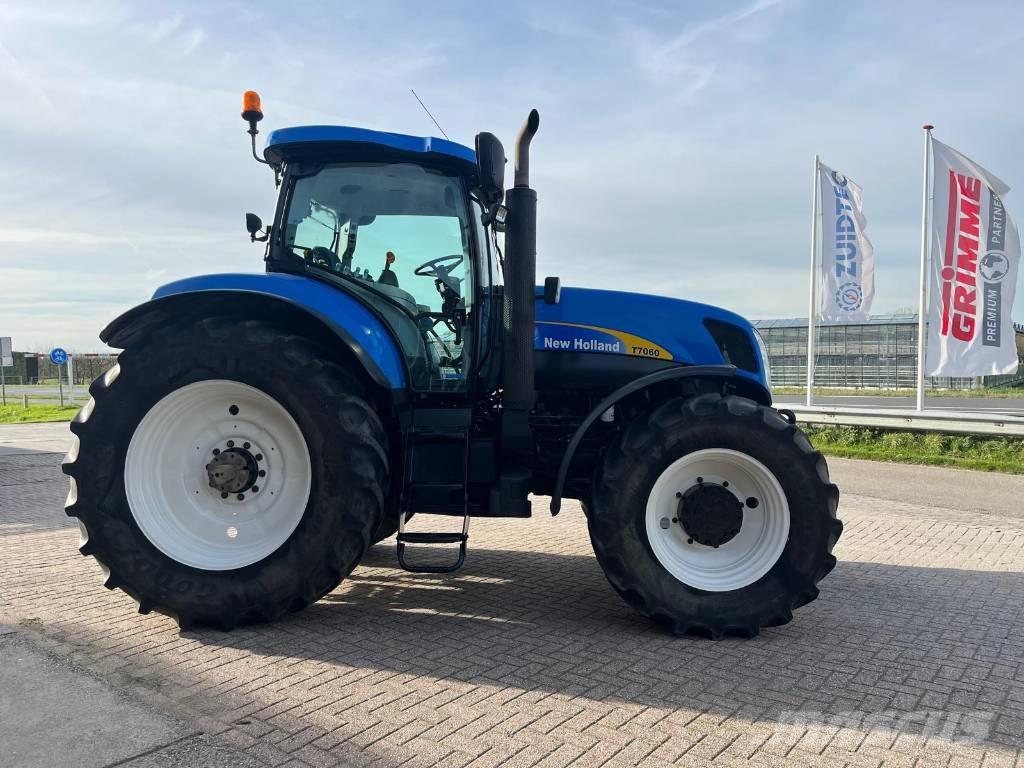New Holland T7060 Traktoriai