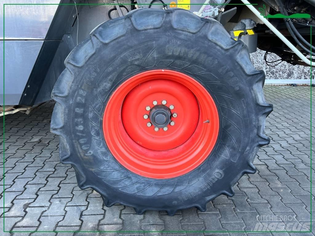 CLAAS Lexion 760 TT Derliaus nuėmimo kombainai
