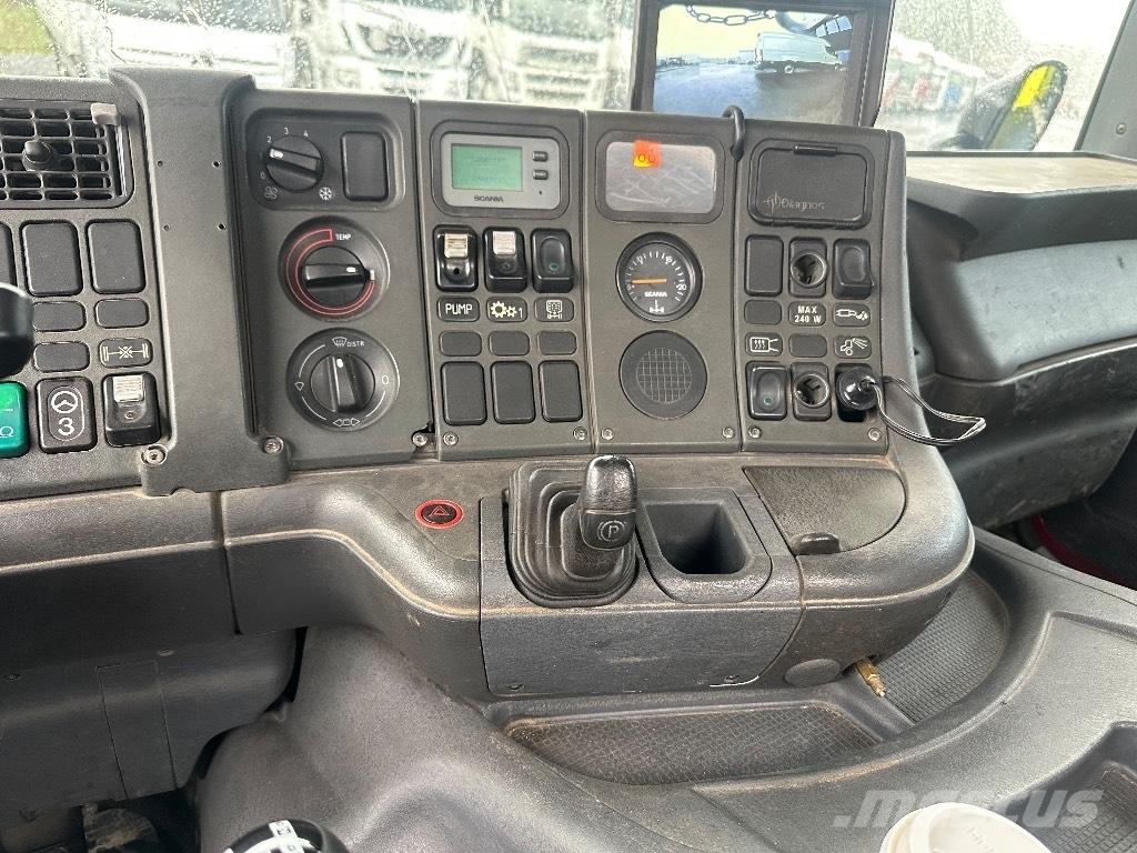 Scania P114 8x2*6 Savivarčiai su kabeliniu keltuvu